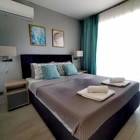 Blue Breeze Guest house *